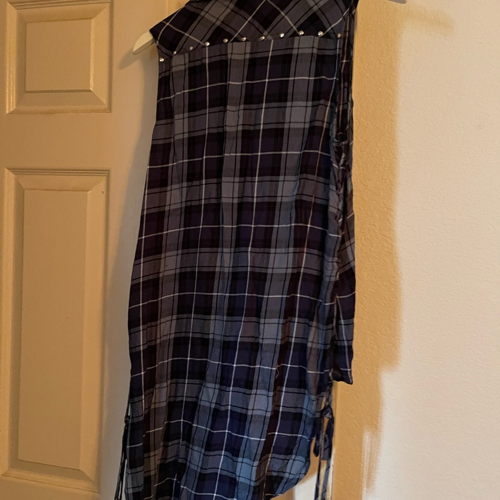 Rock & Republic Asymmetrical Blue and Black Blouse
